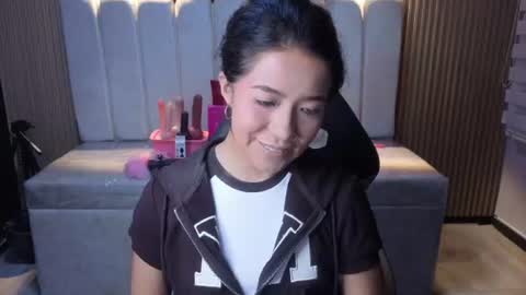 Snapshot of lynn_turner_ chatting on July 2026 01:09:01 PM lynn_turner_ online show from July 2026 01:09:01 PM
