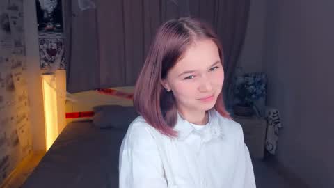 Snapshot of lynncozzy chatting on November 2025 09:42:02 AM Cozy Lynns room online show from November 2025 09:42:02 AM