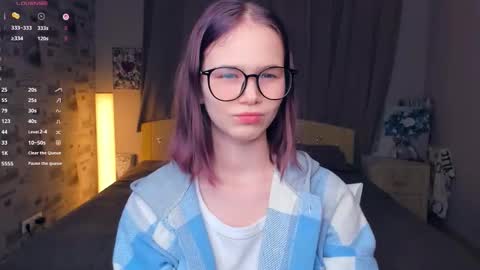 Cozy Lynns room online show from January 2026 08:06:01 AM