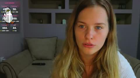 Snapshot of lynntiny chatting on October 2025 05:24:01 PM Lynn online show from October 2025 05:24:01 PM