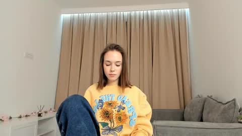 Lynsey online show from April 2026 05:36:01 PM