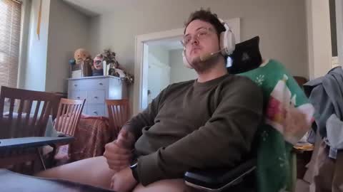 Snapshot of lyntronix chatting on February 2026 04:52:02 PM J online show from February 2026 04:52:02 PM