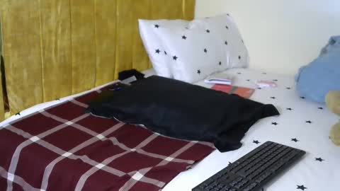 Snapshot of lyra102 chatting on September 2025 09:21:01 AM Lyra online show from September 2025 09:21:01 AM