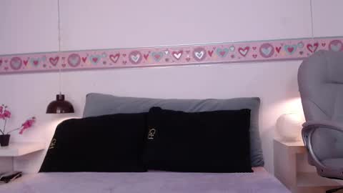 Snapshot of lyra_gh chatting on December 2024 07:54:01 PM LYRA online show from December 2024 07:54:01 PM