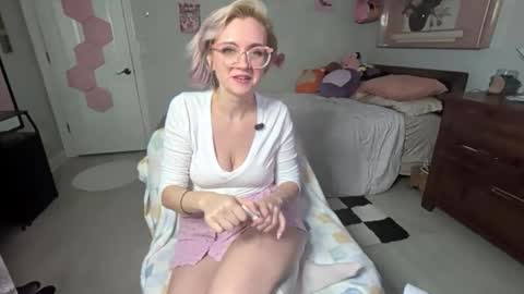 Lyra Greene online show from February 2026 05:39:01 AM