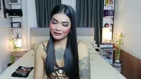 Snapshot of lytatto_lashes chatting on July 2026 03:16:01 PM lytatto_lashes online show from July 2026 03:16:01 PM