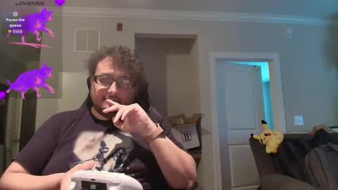 Snapshot of lyxx_2 chatting on May 2026 12:00:02 PM lyxx_2 online show from May 2026 12:00:02 PM