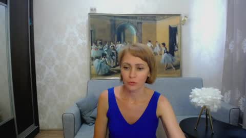 Snapshot of m00n_bloom chatting on July 2026 08:13:02 AM Ask me online show from July 2026 08:13:02 AM