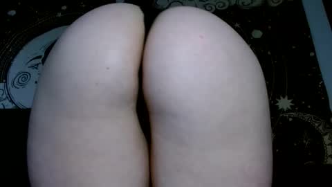 M0lly online show from March 2026 03:48:02 PM