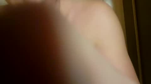 Snapshot of m1guele chatting on January 2025 03:54:01 AM Fucklover online show from January 2025 03:54:01 AM