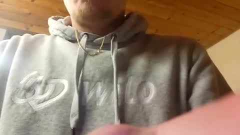 Snapshot of m1guele chatting on March 2025 09:08:02 PM Fucklover online show from March 2025 09:08:02 PM