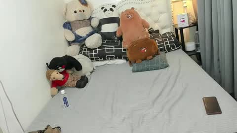 Cutie Yassie online show from January 2025 10:29:02 AM