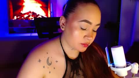 Snapshot of m33li chatting on July 2026 01:54:01 AM Meli online show from July 2026 01:54:01 AM