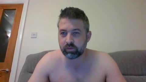 Snapshot of m5572 chatting on November 2025 10:01:01 PM Mathew online show from November 2025 10:01:01 PM