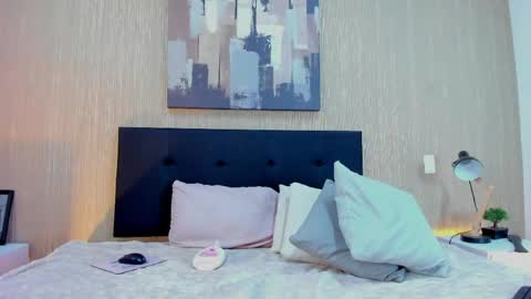 Maria  online show from April 2026 07:07:02 PM