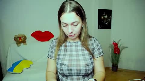 Vikki online show from November 2025 08:01:02 AM