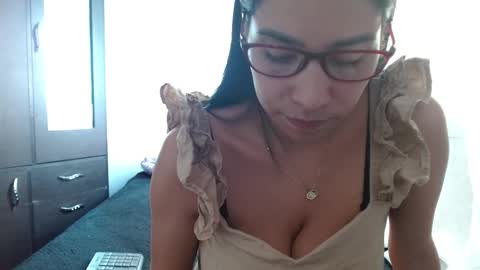 maaddy_thompson online show from February 2026 07:42:02 PM