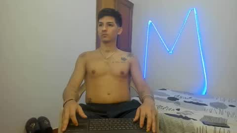 itgram pezlo josue online show from October 2025 12:18:02 PM