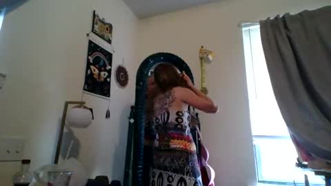 maceyloves online show from March 2026 11:52:01 PM