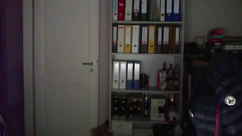 Snapshot of macfly67 chatting on December 2024 06:27:02 PM macfly67 online show from December 2024 06:27:02 PM