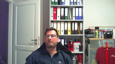 Snapshot of macfly67 chatting on January 2025 10:35:02 PM macfly67 online show from January 2025 10:35:02 PM