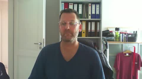 Snapshot of macfly67 chatting on February 2025 10:18:02 AM macfly67 online show from February 2025 10:18:02 AM