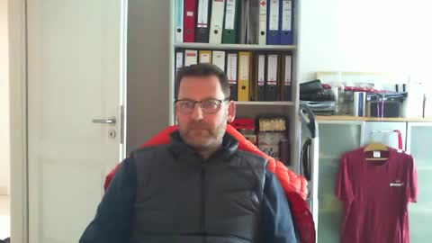 Snapshot of macfly67 chatting on February 2025 12:31:01 PM macfly67 online show from February 2025 12:31:01 PM