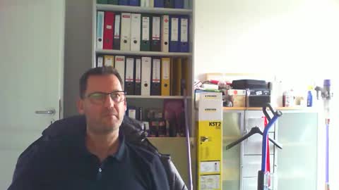 Snapshot of macfly67 chatting on October 2025 01:35:02 PM macfly67 online show from October 2025 01:35:02 PM