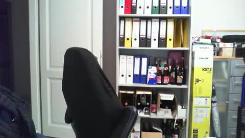 Snapshot of macfly67 chatting on November 2025 06:30:01 PM macfly67 online show from November 2025 06:30:01 PM