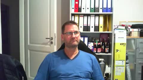 Snapshot of macfly67 chatting on November 2025 08:24:02 PM macfly67 online show from November 2025 08:24:02 PM