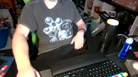 Snapshot of macgargan69 chatting on January 2026 04:31:02 PM macgargan69 online show from January 2026 04:31:02 PM