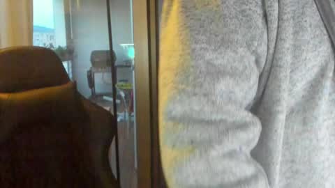 Andy online show from November 2025 06:41:02 AM