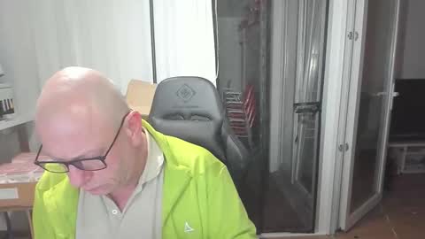 Andy online show from February 2026 09:22:01 PM