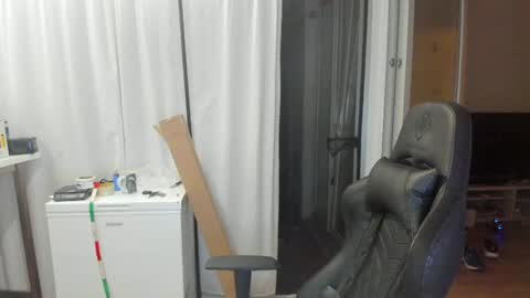 Andy online show from April 2026 08:14:02 PM