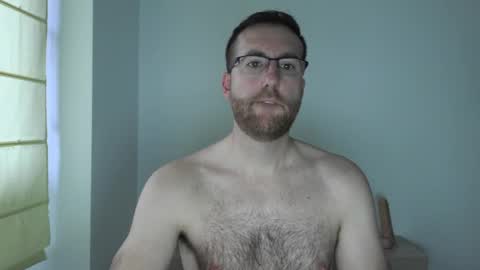 Snapshot of machohiberiko chatting on December 2024 03:57:01 PM Jota online show from December 2024 03:57:01 PM