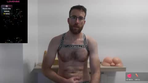 Snapshot of machohiberiko chatting on December 2025 07:09:01 PM Jota online show from December 2025 07:09:01 PM