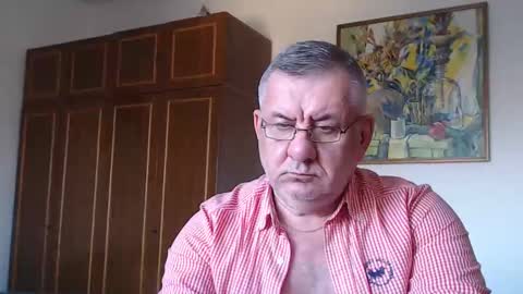 Snapshot of machomale3 chatting on January 2025 01:18:02 PM Macho online show from January 2025 01:18:02 PM