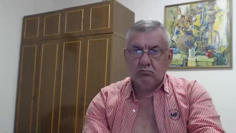 Snapshot of machomale3 chatting on January 2025 11:44:02 PM Macho online show from January 2025 11:44:02 PM