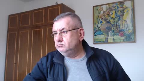 Snapshot of machomale3 chatting on January 2025 12:43:02 PM Macho online show from January 2025 12:43:02 PM