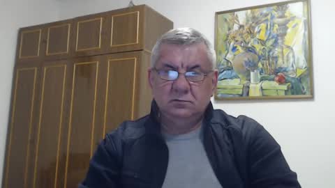 Snapshot of machomale3 chatting on January 2025 10:27:02 PM Macho online show from January 2025 10:27:02 PM