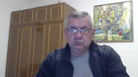 Snapshot of machomale3 chatting on January 2025 08:31:02 PM Macho online show from January 2025 08:31:02 PM