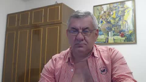 Snapshot of machomale3 chatting on February 2025 09:49:01 PM Macho online show from February 2025 09:49:01 PM