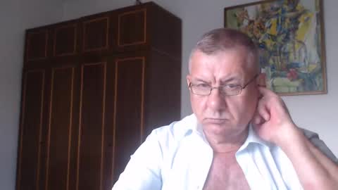 Snapshot of machomale3 chatting on September 2025 03:22:02 PM Macho online show from September 2025 03:22:02 PM