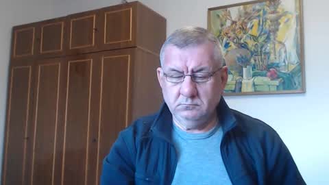 Snapshot of machomale3 chatting on October 2025 02:17:02 PM Macho online show from October 2025 02:17:02 PM