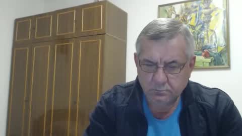 Snapshot of machomale3 chatting on November 2025 03:19:02 PM Macho online show from November 2025 03:19:02 PM