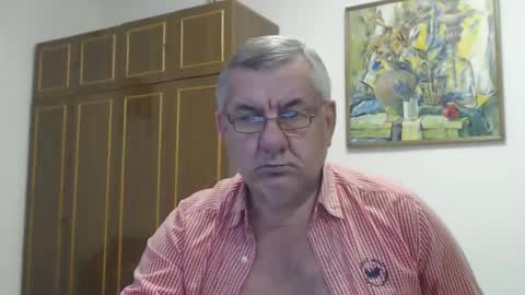 Snapshot of machomale3 chatting on November 2025 02:17:02 PM Macho online show from November 2025 02:17:02 PM