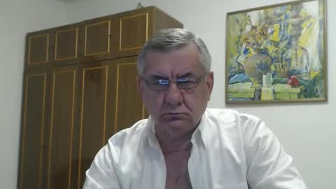 Snapshot of machomale3 chatting on December 2025 11:00:02 PM Macho online show from December 2025 11:00:02 PM