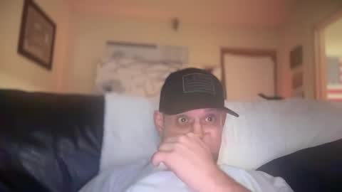 Snapshot of mackincaliallday chatting on February 2025 11:42:02 AM MackinCaliAllDay online show from February 2025 11:42:02 AM