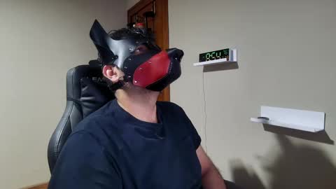 mad_dawg89 online show from February 2025 02:53:01 PM