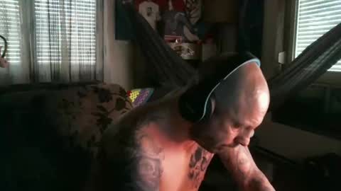 Snapshot of mad_dem0n chatting on February 2025 09:05:02 AM Manuel online show from February 2025 09:05:02 AM